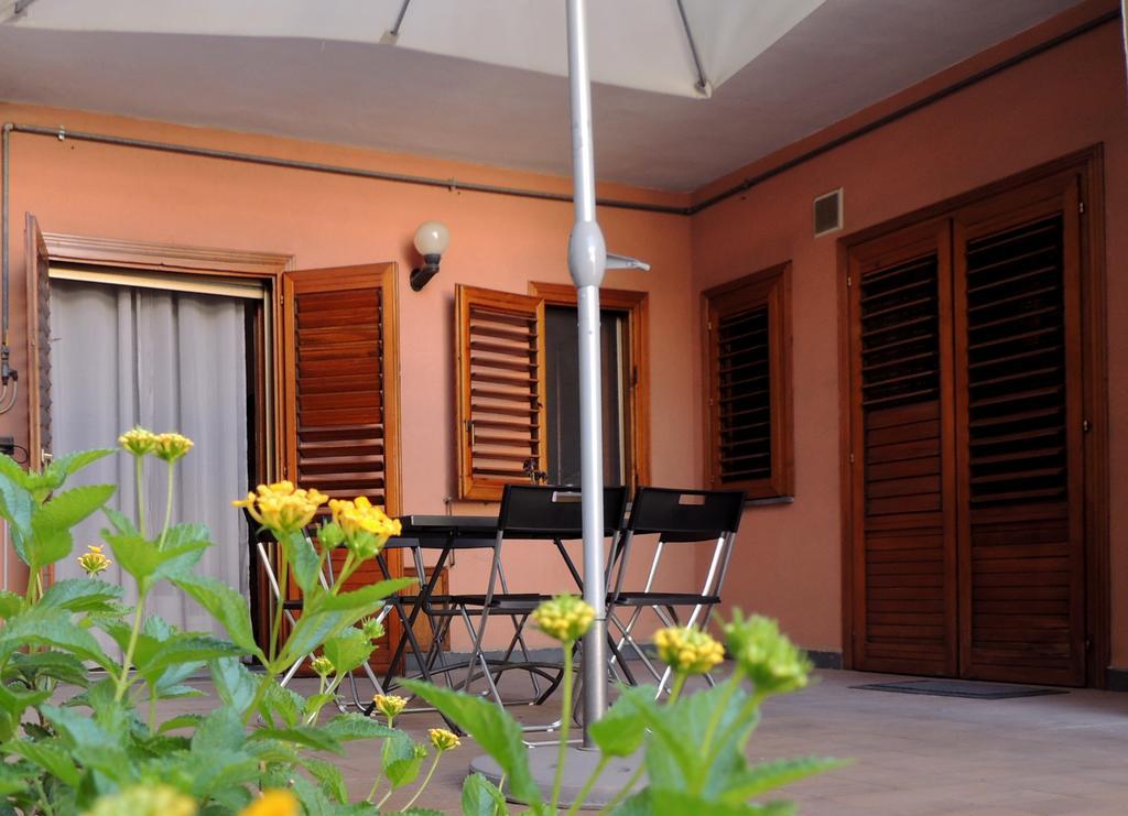 B&B Il Rosso E Il Nero Zafferana Etnea Exterior foto